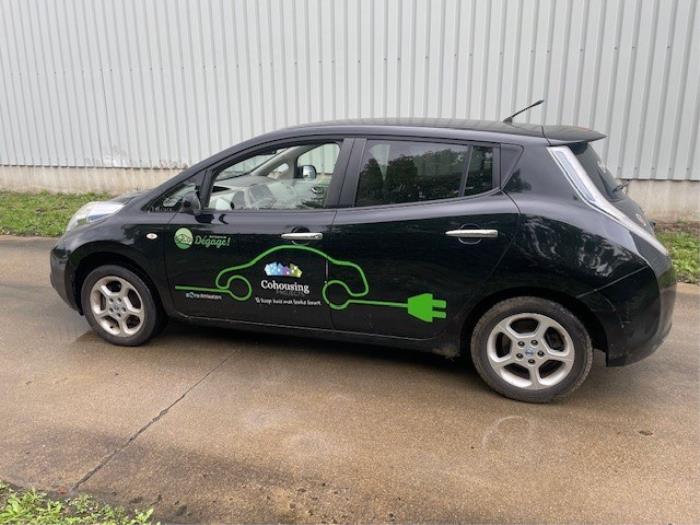 Nissan Leaf Leaf Sloopvoertuig (2012, Zwart)