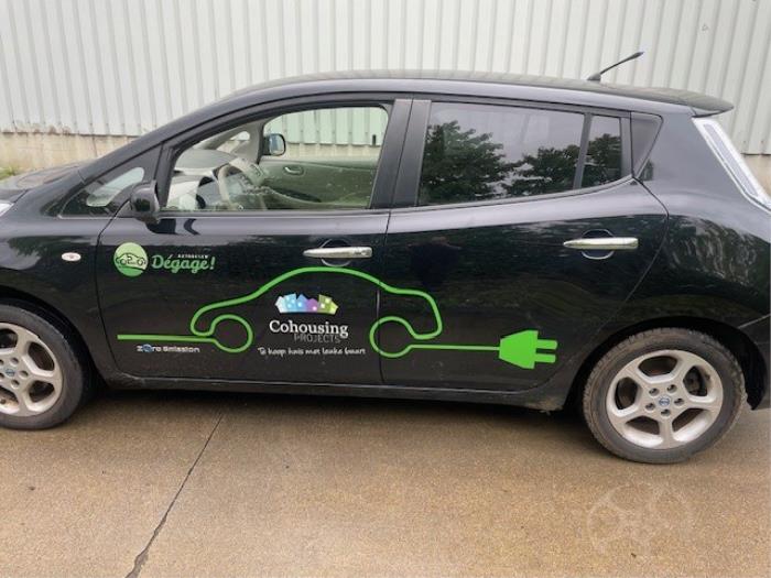 Nissan Leaf Leaf Sloopvoertuig (2012, Zwart)