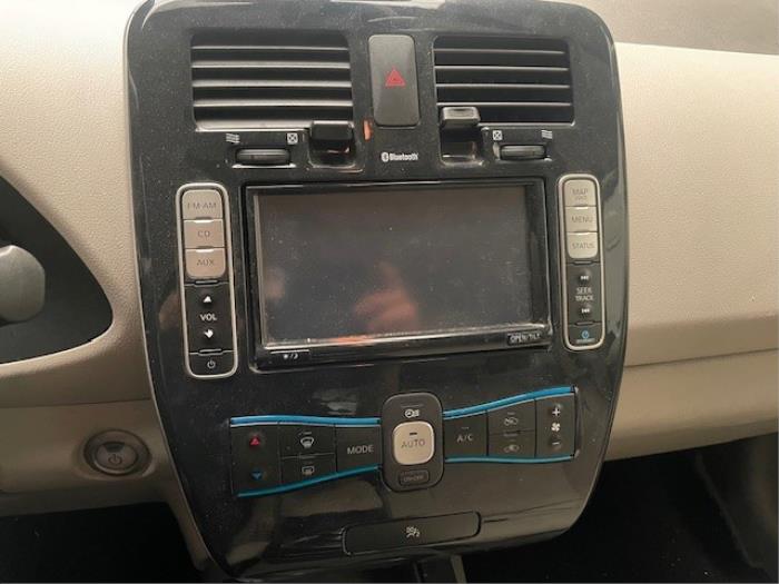 Nissan Leaf Leaf Sloopvoertuig (2012, Zwart)