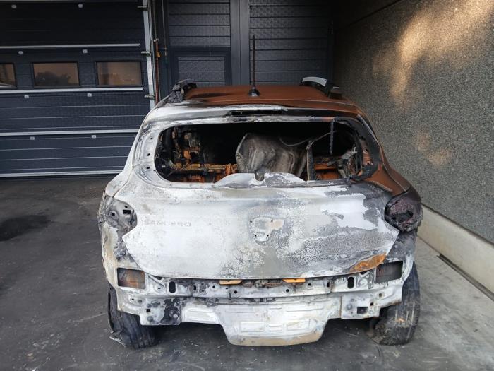 Dacia Sandero III 1.0 TCe 90 12V Sloopvoertuig (2022, Oranje)