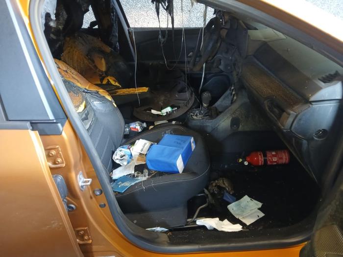 Dacia Sandero III 1.0 TCe 90 12V Sloopvoertuig (2022, Oranje)