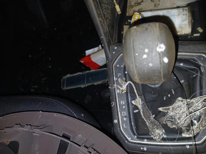 Dacia Sandero III 1.0 TCe 90 12V Sloopvoertuig (2022, Oranje)