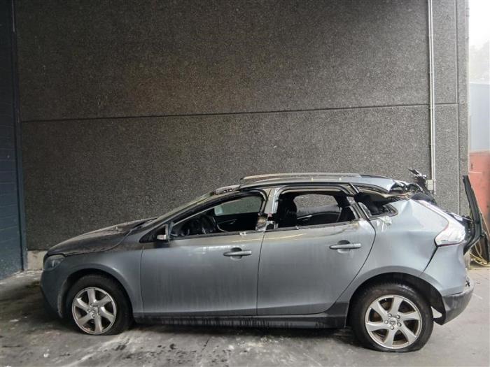Volvo V40 Cross Country 2.0 D2 16V Sloopvoertuig (2018, Grijs)