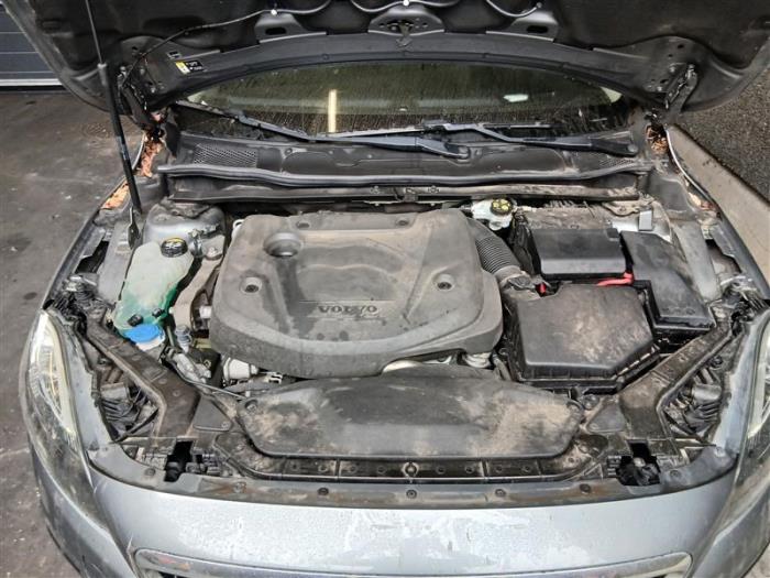 Volvo V40 Cross Country 2.0 D2 16V Sloopvoertuig (2018, Grijs)
