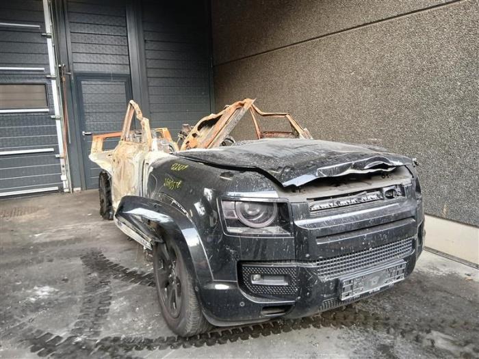 Landrover Defender II 2.0 D240 Sloopvoertuig (2020, Zwart)