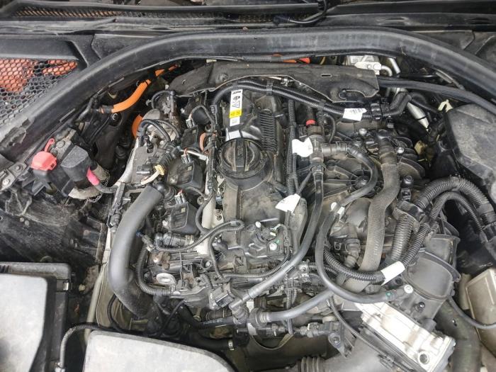 BMW 3 serie Touring 330e 2.0 TwinPower Turbo 16V Sloopvoertuig (2020, Zwart)