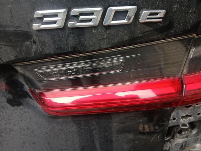 BMW 3 serie Touring 330e 2.0 TwinPower Turbo 16V Sloopvoertuig (2020, Zwart)