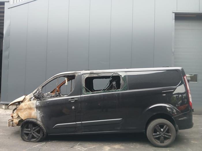Ford Transit Custom 2.0 TDCi 16V Eco Blue 130 Sloopvoertuig (2019, Zwart)