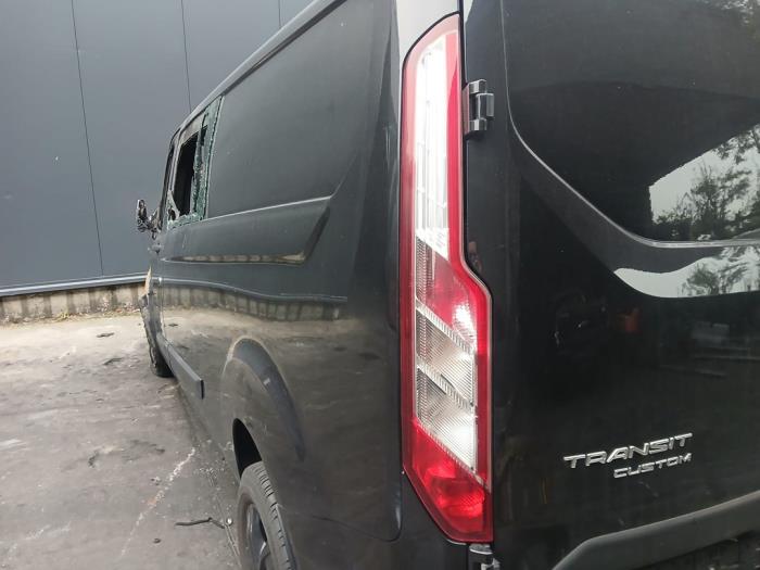 Ford Transit Custom 2.0 TDCi 16V Eco Blue 130 Sloopvoertuig (2019, Zwart)