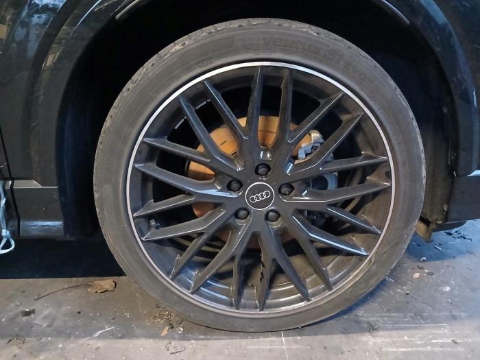 Audi Q2 1.5 35 TFSI 16V Sloopvoertuig (2022, Zwart)