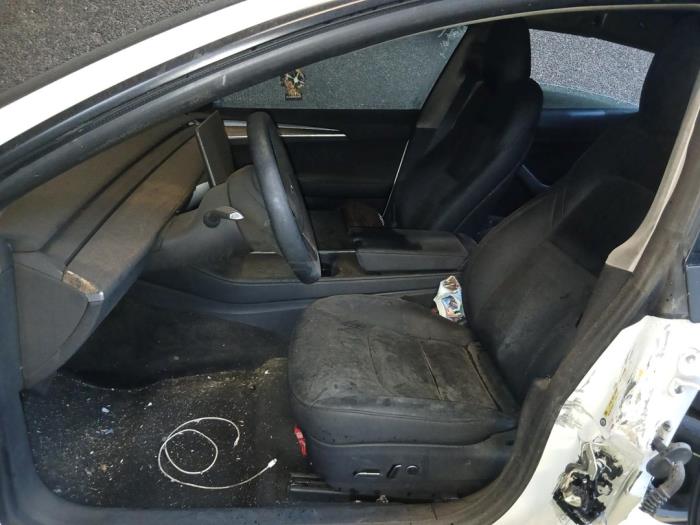 Tesla Model 3 Long Range AWD 75 kWh Sloopvoertuig (2021, Wit)