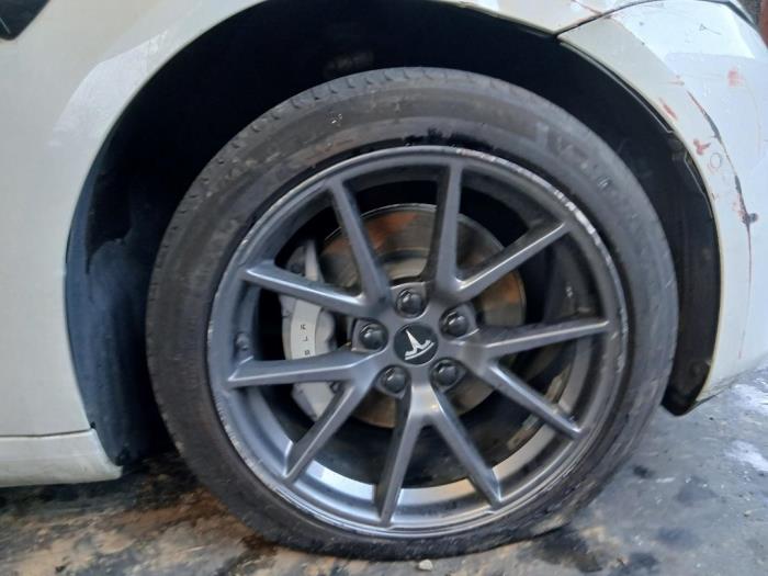 Tesla Model 3 Long Range AWD 75 kWh Sloopvoertuig (2021, Wit)