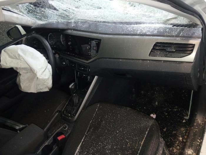 Volkswagen Polo VI 1.0 TSI 12V Sloopvoertuig (2019, Wit)