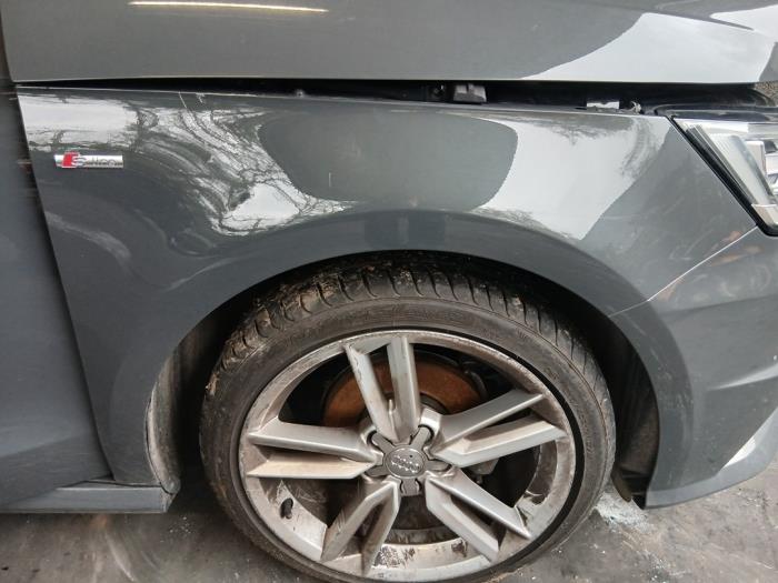 Audi A1 Sportback 1.0 TFSI Ultra 12V Sloopvoertuig (2018, Grijs)