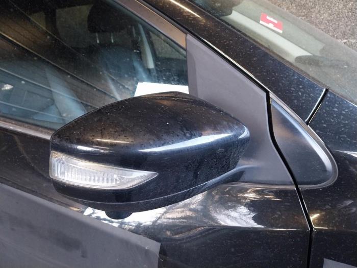 Nissan Pulsar 1.2 DIG-T 16V Sloopvoertuig (2015, Zwart)