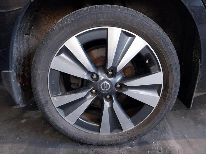 Nissan Pulsar 1.2 DIG-T 16V Sloopvoertuig (2015, Zwart)