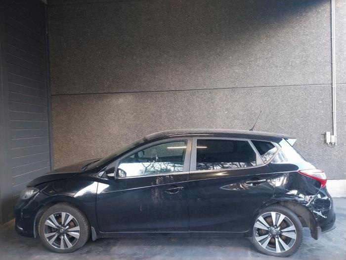 Nissan Pulsar 1.2 DIG-T 16V Sloopvoertuig (2015, Zwart)