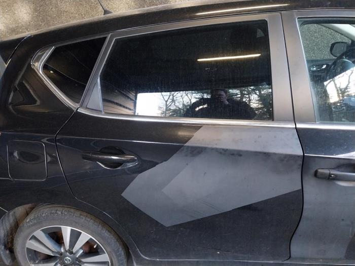 Nissan Pulsar 1.2 DIG-T 16V Sloopvoertuig (2015, Zwart)