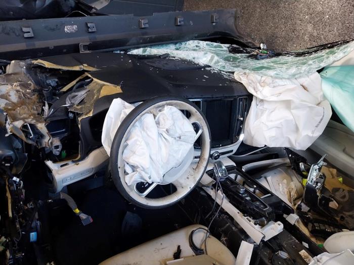 Volvo V60 II 2.0 T6 16V Twin Engine Sloopvoertuig (2020, Grijs)