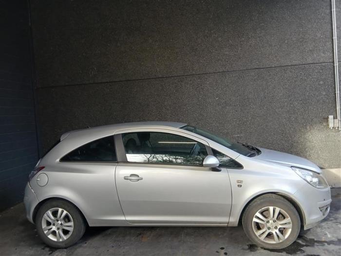 Opel Corsa D 1.2 16V Sloopvoertuig (2010, Zilver)