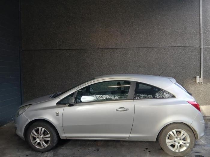 Opel Corsa D 1.2 16V Sloopvoertuig (2010, Zilver)