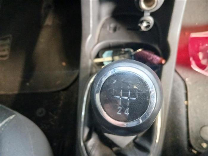 Opel Corsa D 1.2 16V Sloopvoertuig (2010, Zilver)