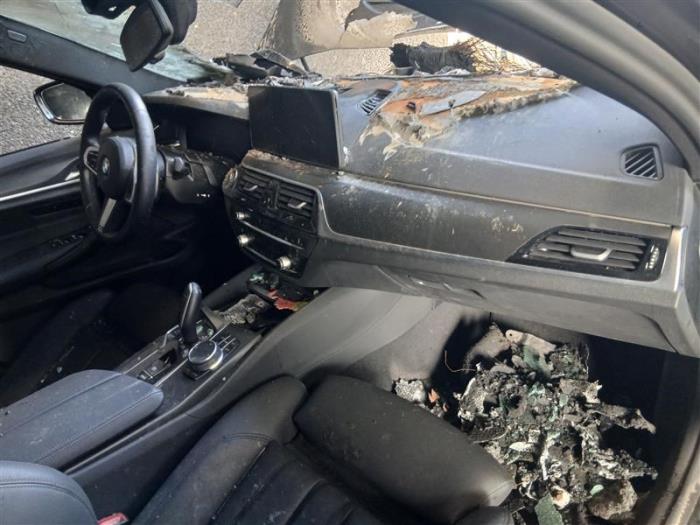 BMW 5 serie Touring 520d Sloopvoertuig (2023, Donker, Grijs)