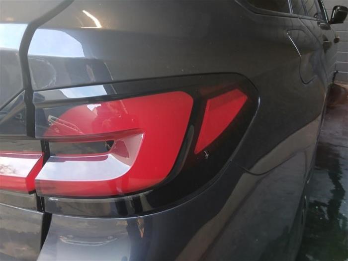 BMW 5 serie Touring 520d Sloopvoertuig (2023, Donker, Grijs)