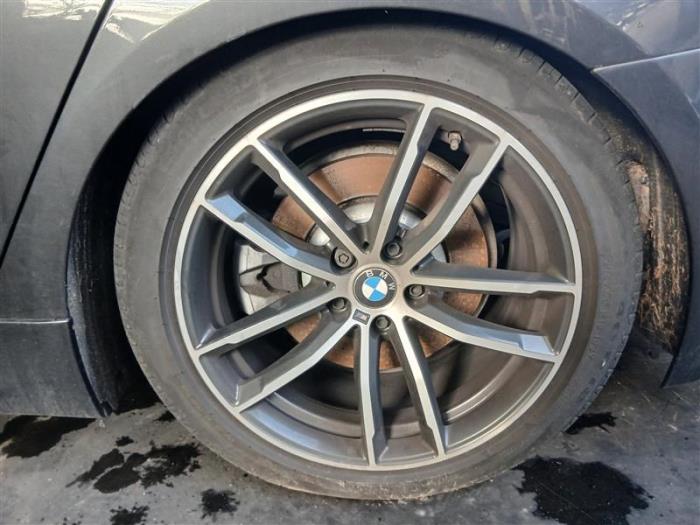 BMW 5 serie Touring 520d Sloopvoertuig (2023, Donker, Grijs)