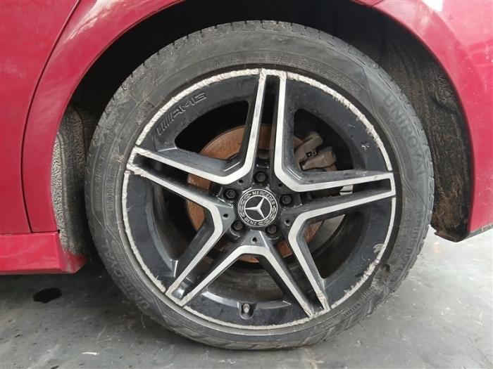 Mercedes A 1.3 A-200 Turbo 16V Sloopvoertuig (2018, Rood)