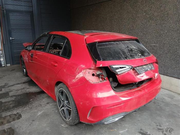 Mercedes A 1.3 A-200 Turbo 16V Sloopvoertuig (2018, Rood)