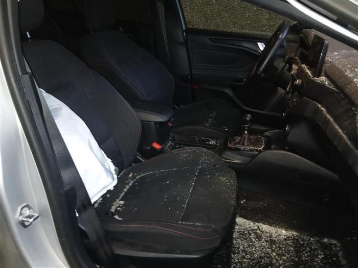 Ford Focus 4 1.0 Ti-VCT EcoBoost 12V 125 Sloopvoertuig (2019, Zilver)