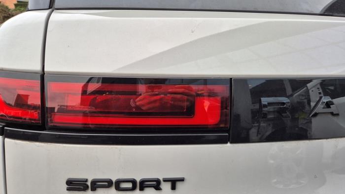 Landrover Range Rover Sport 3.0 P400 MHEV Sloopvoertuig (2024, Licht, Grijs)