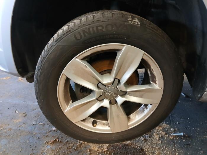 Audi A1 Sportback 1.4 TDI Ultra 12V Sloopvoertuig (2015, Zilver)