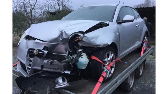 Alfa Romeo MiTo 1.3 JTDm 16V Sloopvoertuig (2011, Zilver)