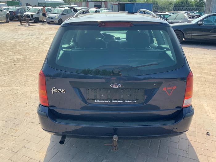 Ford Focus 1 Wagon 1.6 16V Sloopvoertuig (2002, Blauw)