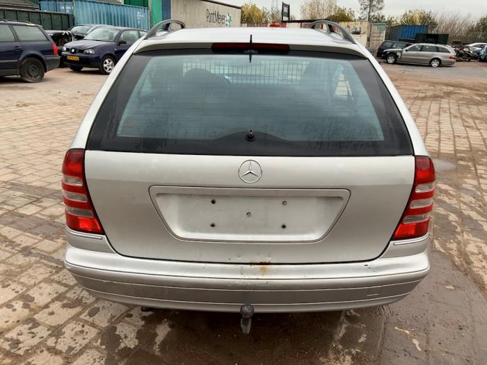 Mercedes C Combi 2.2 C-200 CDI 16V Sloopvoertuig (2003, Grijs)
