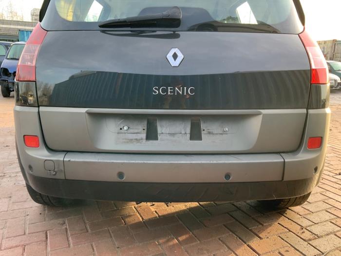 Renault Scénic II 2.0 16V Sloopvoertuig (2004, Zwart)