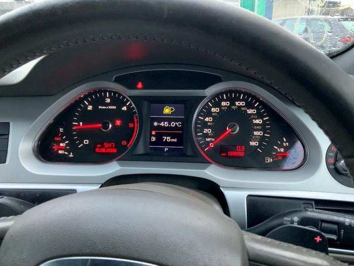 Audi A6 Quattro 3.0 TDI V6 24V Sloopvoertuig (2009, Grijs)