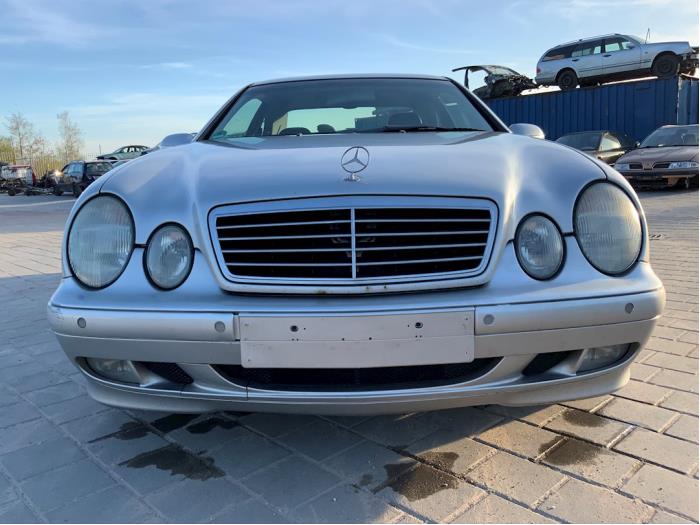 Mercedes CLK 2.0 200 16V Sloopvoertuig (1999, Grijs)