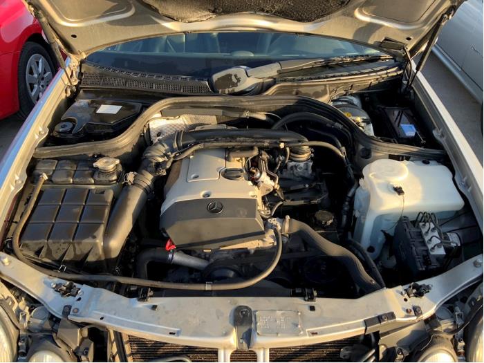 Mercedes CLK 2.0 200 16V Sloopvoertuig (1999, Grijs)