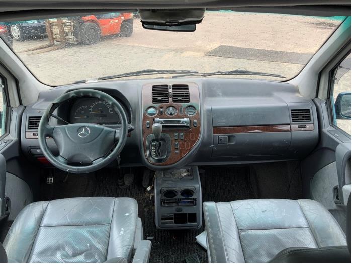 Mercedes V V-220 2.2 CDI 16V Sloopvoertuig (1999, Groen)