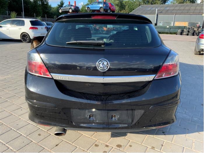 Opel Astra H GTC 1.8 16V Sloopvoertuig (2010, Zwart)