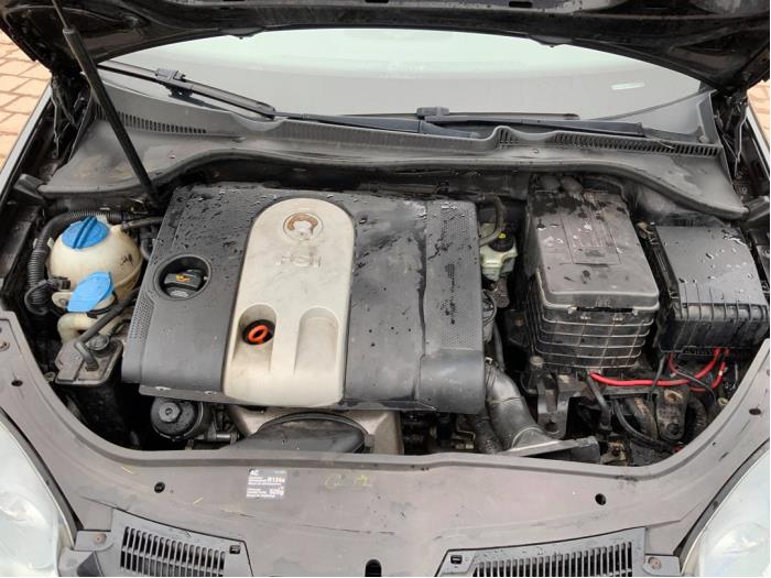 Volkswagen Golf V 1.6 FSI 16V Sloopvoertuig (2004, Zwart)