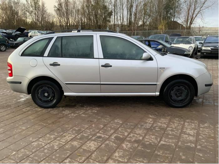 Skoda Fabia 1.2 HTTP Sloopvoertuig (2003, Grijs)