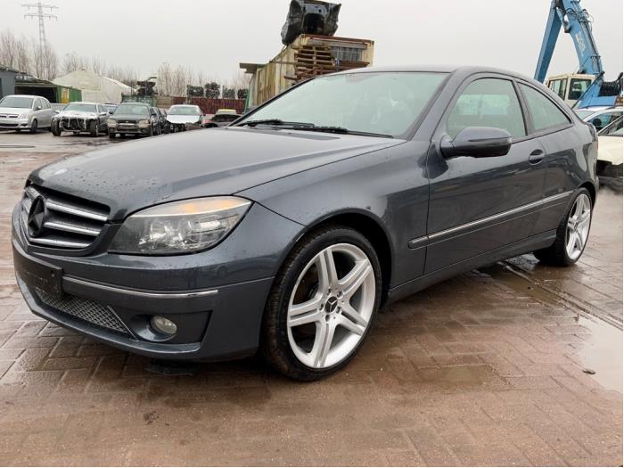 Mercedes CLC 2.2 220 CDI 16V Sloopvoertuig (2008, Donker, Grijs)