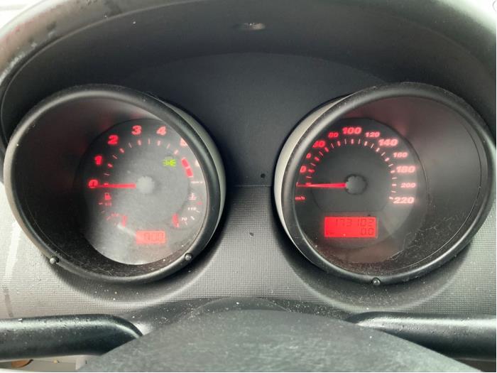 Seat Arosa 1.4 MPi Sloopvoertuig (2001, Grijs)