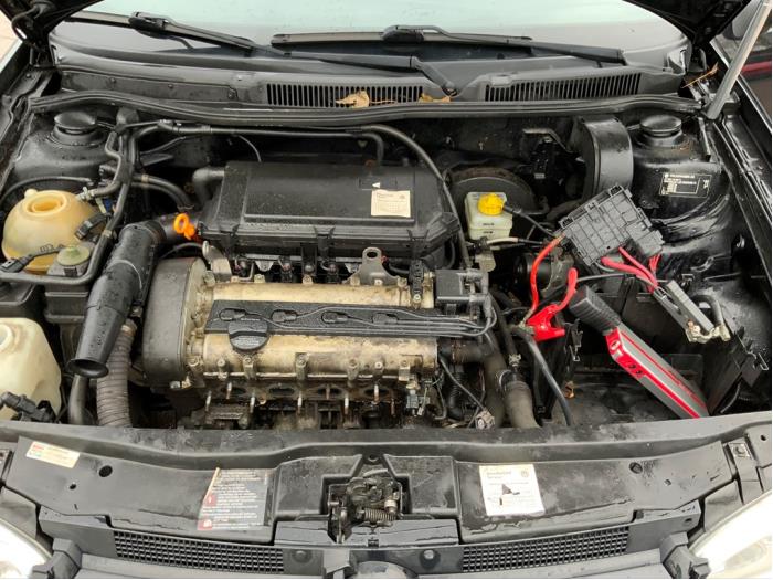 Volkswagen Golf IV Variant 1.4 16V Sloopvoertuig (2001, Zwart)