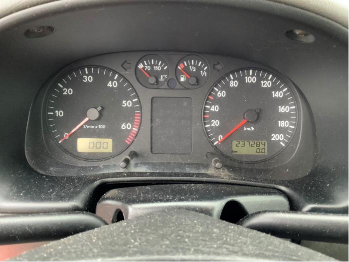 Seat Arosa 1.4 MPi Sloopvoertuig (1998, Rood)