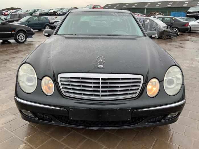 Mercedes E 2.2 E-220 CDI 16V Sloopvoertuig (2003, Zwart)